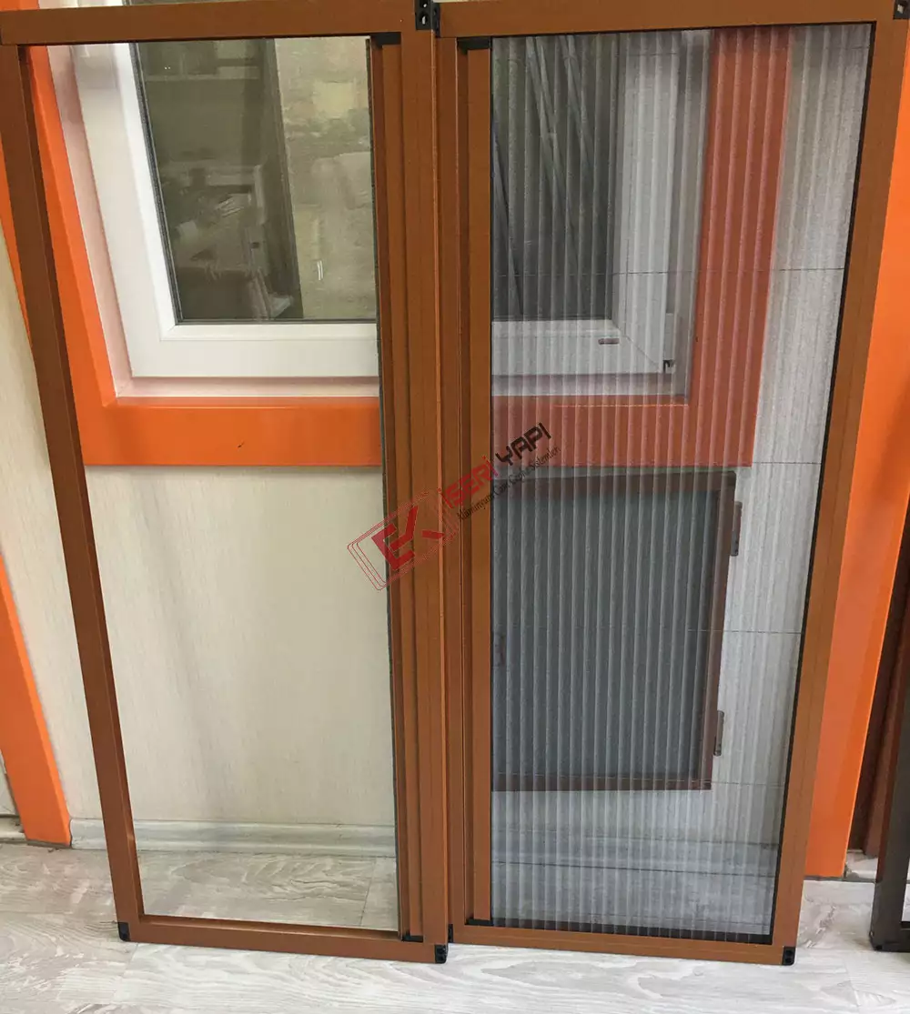 Menteşeli Sürme Akordiyon Sineklik Sistemleri