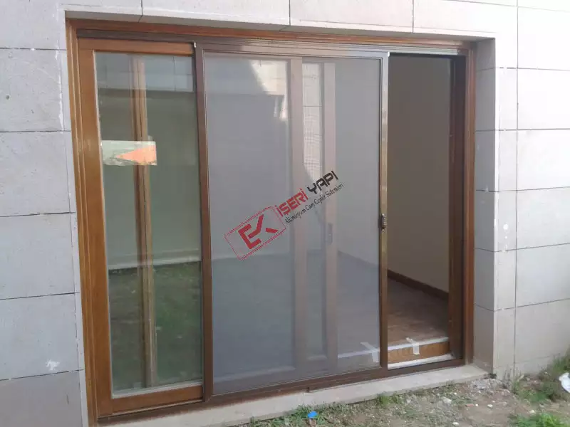 Menteşeli Sürme Akordiyon Sineklik Sistemleri
